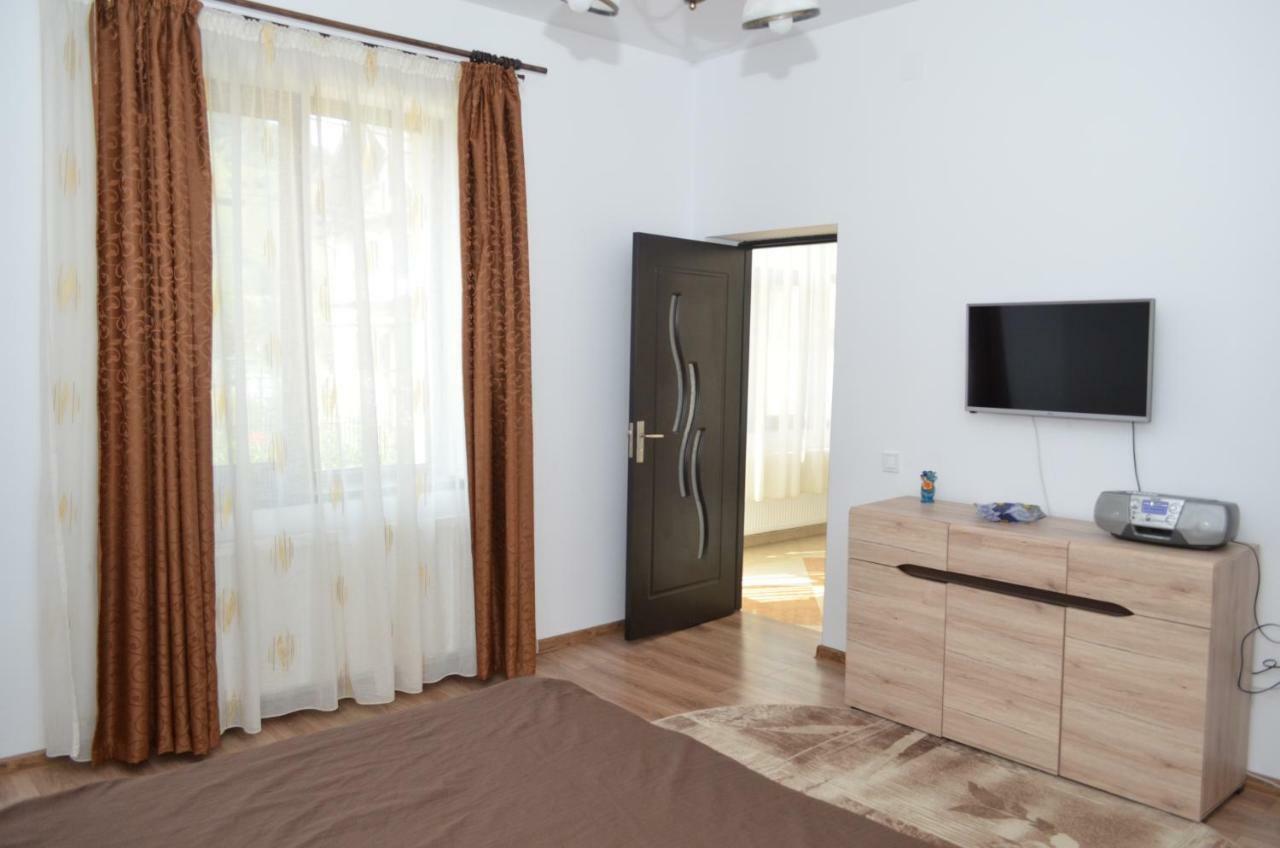 Casa Pricas Villa Moieciu de Jos Buitenkant foto