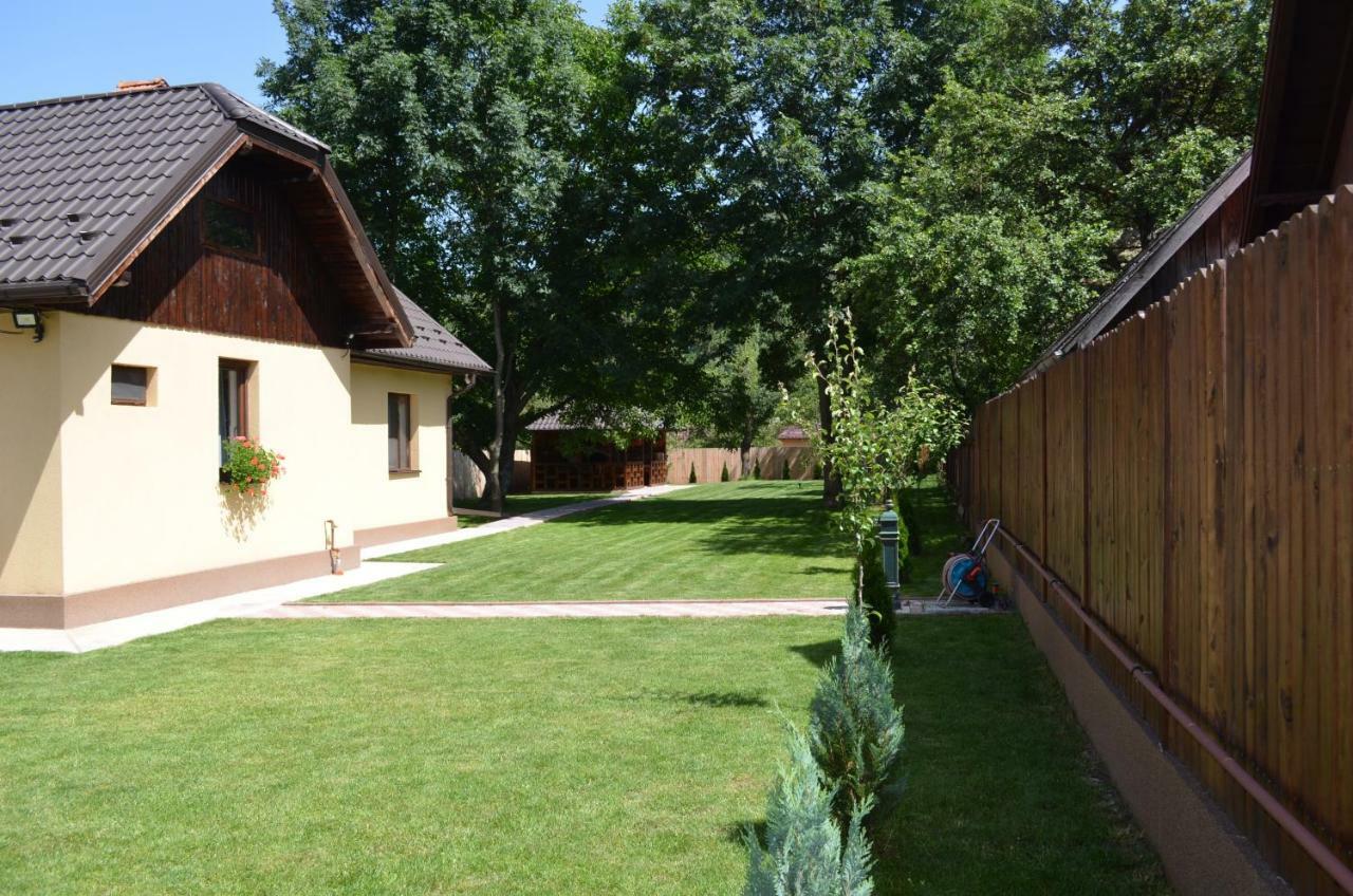 Casa Pricas Villa Moieciu de Jos Buitenkant foto